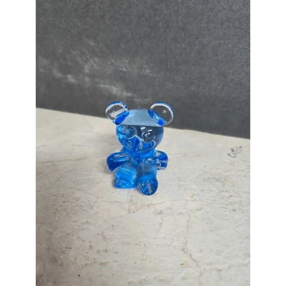 Commemorative fine arts gallery blue bear